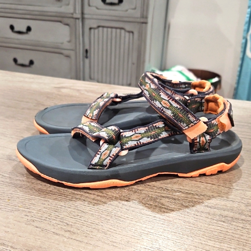 Teva Strap Sandals with Orange Soles kids size 3